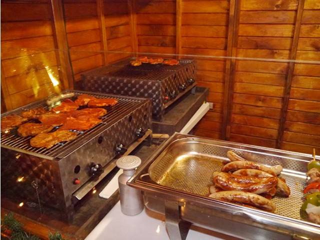 Weihnachtsmarktstand Grillstand Mieten Berlin Weihnachtsmarkt Buden Grillstand Marktstand Mieten Berlin